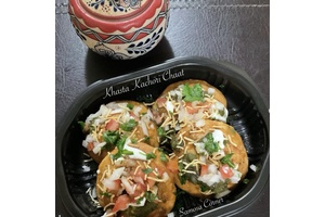 Khasta Kachori (5 pcs) de Samosa Corner en CDMX