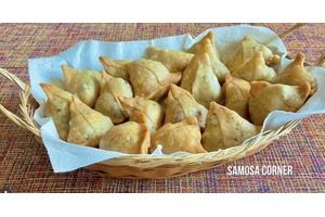 Samosas de espinacas y queso (5 unidades) de Samosa Corner en CDMX